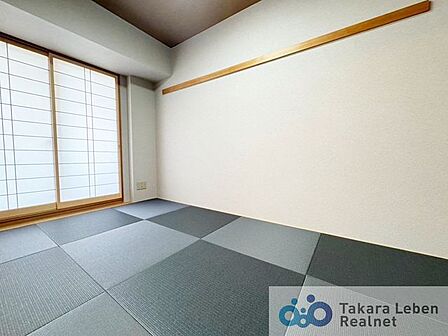 和室約6帖。和室は、住まいに落ち着きを与える存在。洋室とは違った魅力を楽しめる、使い勝手の良い空間です。