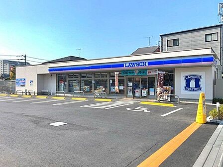 ローソン戸田喜沢橋店 徒歩4分。 290m