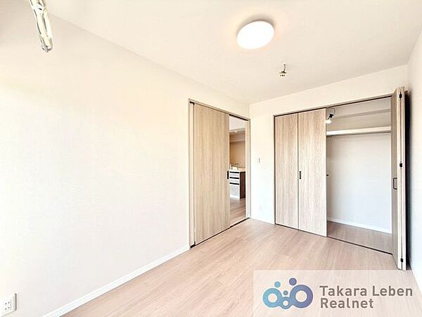 洋室を拡大表示