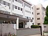 周辺：戸田市立戸田中学校 徒歩11分。 870m