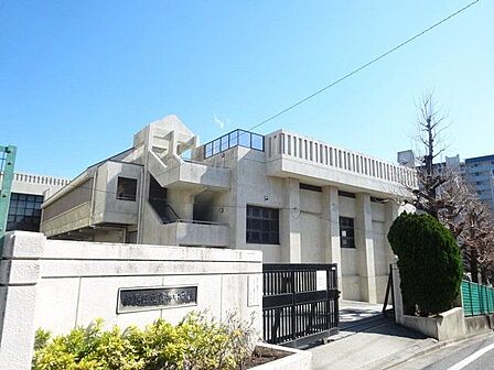 練馬区立貫井中学校 徒歩4分。 280m