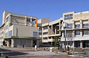 福岡市立箱崎清松中学校（1700m）