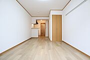 ベランダからみたお部屋の様子です。