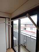 室内物干しがあり天気の悪い日でも安心！
