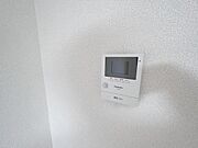 防犯対策にもなるモニター付きインターホン設置