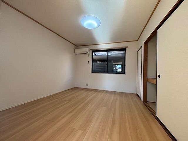 寝室