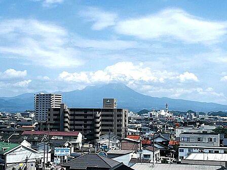 晴れた日には大山が眺められます