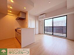 リーフシティ市川　ザ・レジデンス 7階1LDKのリビング/ダイニング