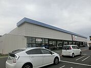 カワチ薬品牧の原店 747m