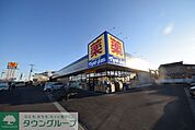 マツモトキヨシ逆井店 徒歩3分。ドラックストア 190m