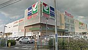 ヨークマート東道野辺店 824m