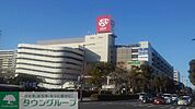 ロピア成田店 徒歩26分。 2070m