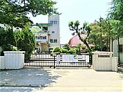 蕨市立中央東小学校 徒歩14分。 1120m