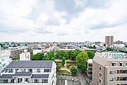 【眺望】お部屋からの眺望。晴れた日は青空が広がります。