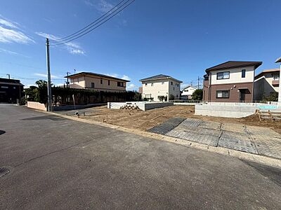 外観：最短即日のご見学も承ります。お気軽に０４７６−３７−３８８８までお問合せ下さい。