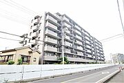 ナイスアーバン志木　外観です。