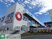 ホームセンターコーナン港北ニュータウン店 徒歩15分。 1150m