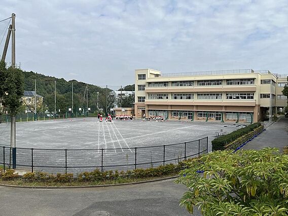 横浜市立都田西...