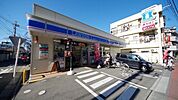 ローソン朝霞本町店 1912m