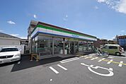 ファミリーマート狭山祇園店 475m