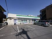 ファミリーマート東所沢駅前店 660m