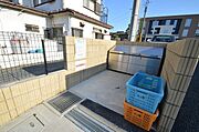 敷地内ゴミ置き場