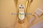 温水洗浄機能付き便座を標準装備。清潔で快適な空間を演出します。 