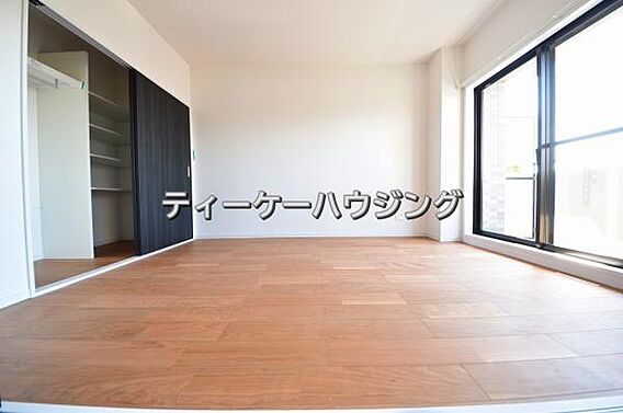 バルコニーに面...