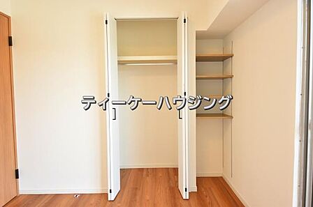 ここまでたくさん収納があれば、物が多い方でも安心ですね。