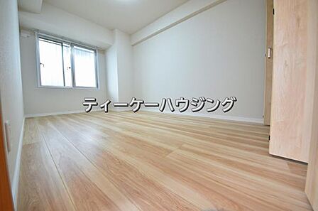 精錬された空間は日々の生活に歓びをもたらしてくれる筈です。