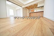 お家の中心となる大きな空間がご家族のコミュニケーションスペースになる筈です。 