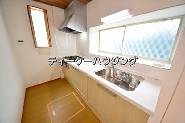 キッチンを拡大表示