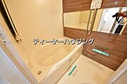 お子さんと一緒でもゆとりな広さです。快適・清潔な空間で心も体もオフになる時間を楽しんでみませんか。