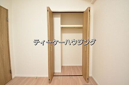 ここまでたくさん収納があれば、物が多い方でも安心ですね。