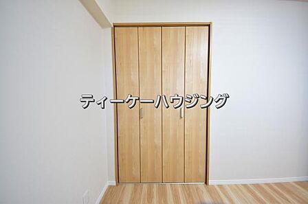 ゆとりある収納は、持ち物が多い方でもすっきりした生活を送れる筈です。