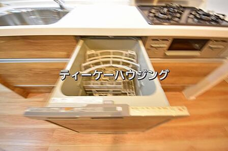 毎日使うものだから、キレイはもちろん食洗器なら除菌に手間はかかりません。お子様の食器洗いも安心。