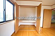 ゆとりある収納は、持ち物が多い方でもすっきりした生活を送れる筈です。