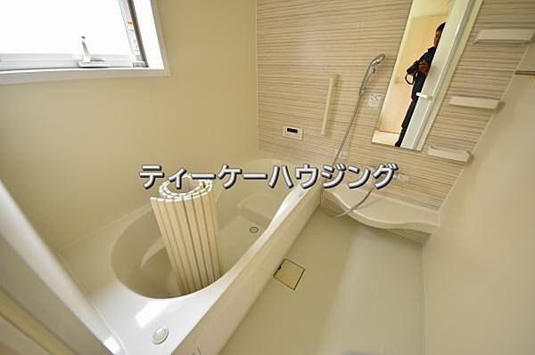 浴室を拡大表示