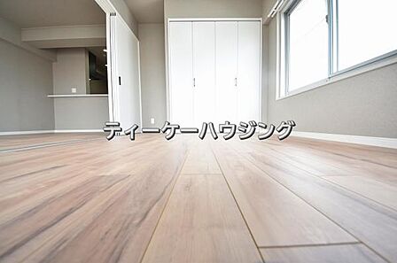 精錬された空間は日々の生活に歓びをもたらしてくれる筈です。