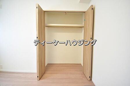 ゆとりある収納は、持ち物が多い方でもすっきりした生活を送れる筈です。
