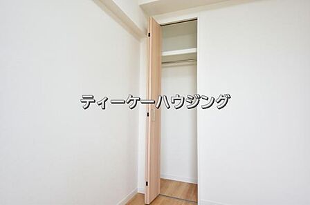 ゆとりある収納は、持ち物が多い方でもすっきりした生活を送れる筈です。