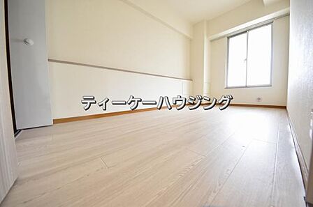 明るい陽射しと爽やかな風を呼び込む。心地よい空間を創造いたしました。