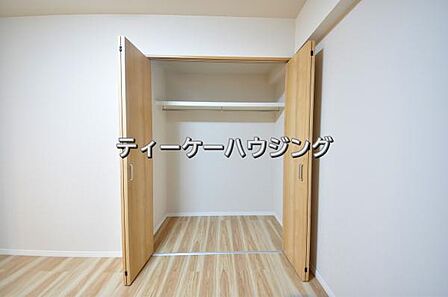 ゆとりある収納は、持ち物が多い方でもすっきりした生活を送れる筈です。