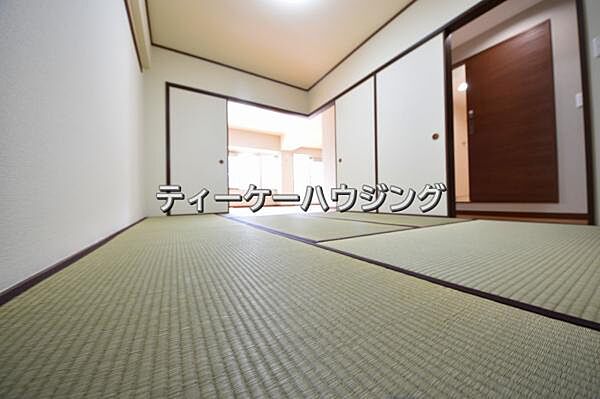 寝室を拡大表示
