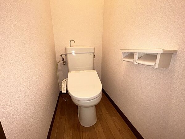 画像20:温水洗浄便座付トイレ