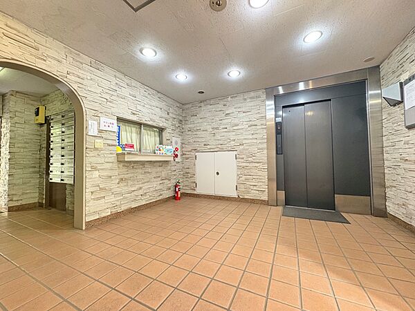 エントランスを拡大表示