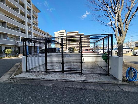 ゴミ置き場