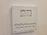 暖房・換気・乾燥・涼風と1台で4役活躍する快適設備です。換気ができるのでカビの発生も防ぎお掃除も楽になります。