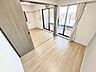 室内：シンプルカラーの明るい洋室だからお気に入りの家具も馴染みます＾＾
