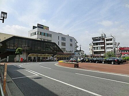 四街道駅(JR東日本 総武本線) 徒歩16分。 1230m